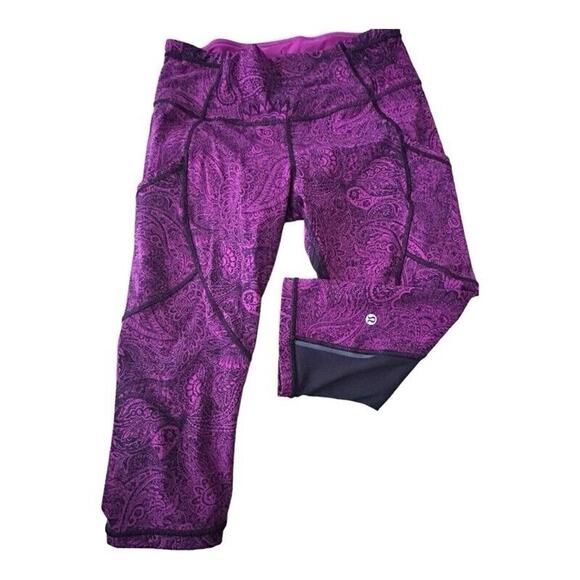 Lululemon Leggings Sz 8 High Times Crop Antique Paisley Deep Fuschia Sold Out - Picture 1 of 7